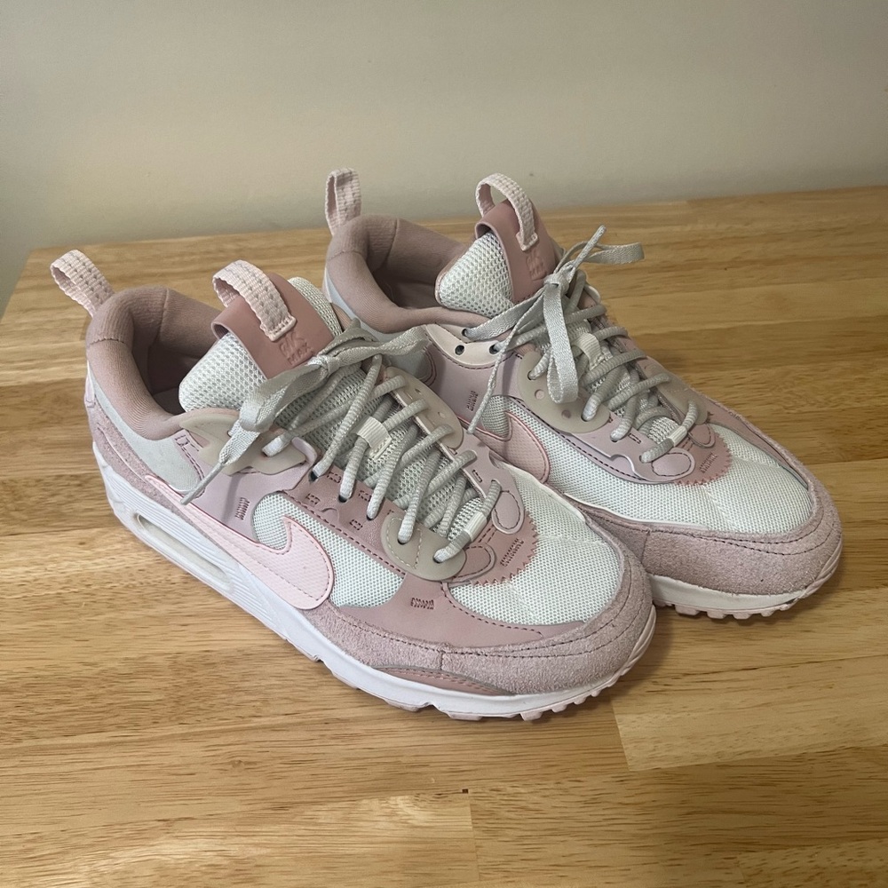 Nike Blush Pink and White Air Max Sneakers size 7